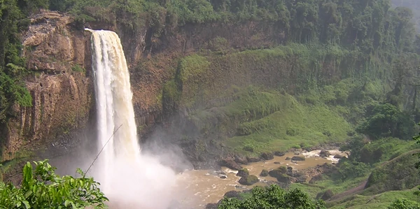 Chutes Ekon Nkam