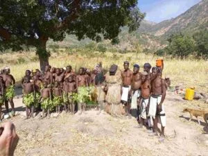 Rencontre avec les peuples Coma lors d'un circuit ethnographique dans les Monts Alantika, Cameroun